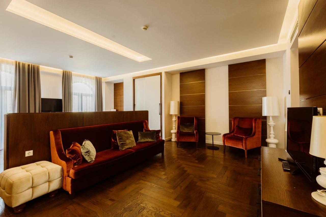 Golden Palace Batumi Hotel & Casino Esterno foto